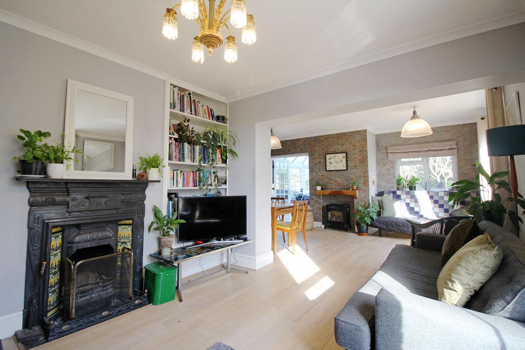 Living Area Lounge
