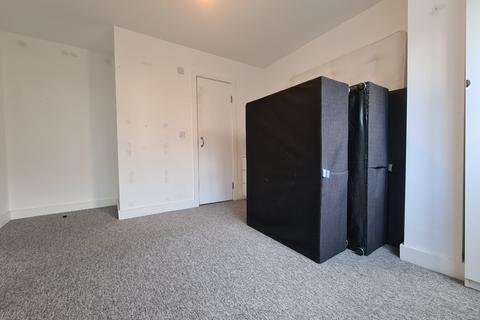 House share to rent, Golders Green Road, Golders Green, London, NW11