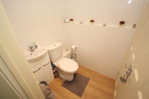 52 Parkfield Way, Bromley, BR2 8AF