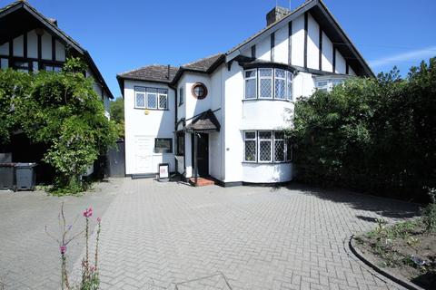 46 Queensway, Petts Wood, Orpington, BR5 1EA