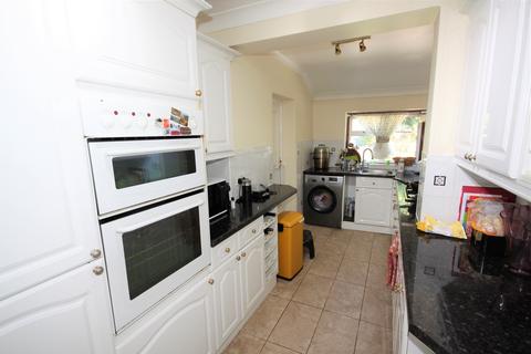 46 Queensway, Petts Wood, Orpington, BR5 1EA
