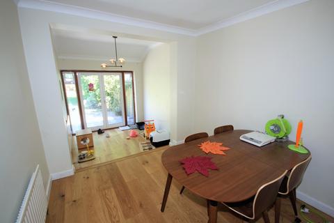 46 Queensway, Petts Wood, Orpington, BR5 1EA