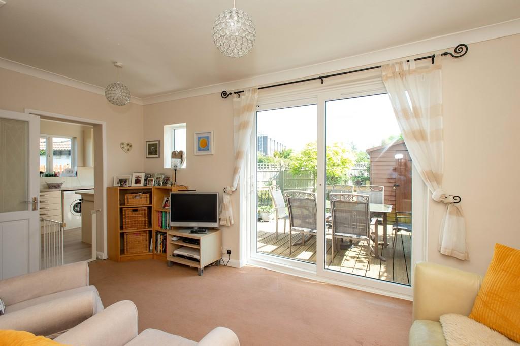 Crest View Drive, Petts Wood 4 bed semidetached house £850,000