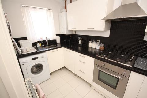 2 bedroom terraced house for sale - Towncourt Lane, Petts Wood