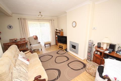 2 bedroom semi-detached bungalow for sale - Eynsford Close, Petts Wood