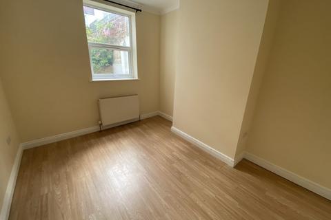 2 bedroom terraced house to rent, Carlyle Street, Brighton BN2