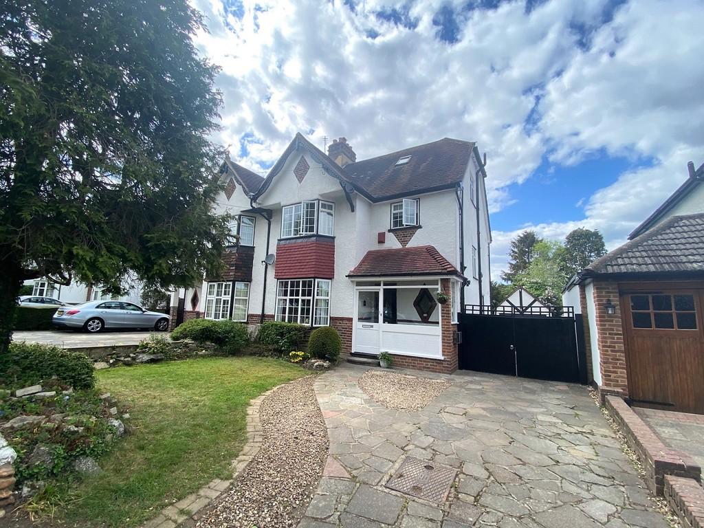 Towncourt Crescent, Petts Wood East 5 bed semidetached house £975,000