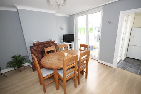 24 Willett Close, Petts Wood, Orpington, BR5 1QH