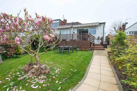65 Oxhawth Crescent, Bromley, BR2 8BN