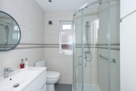 65 Oxhawth Crescent, Bromley, BR2 8BN