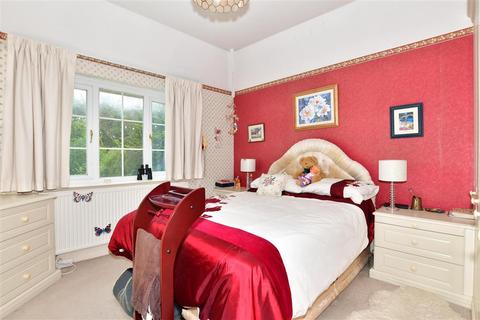 4 bedroom detached house for sale - Kingsgate Avenue, Broadstairs, Kent