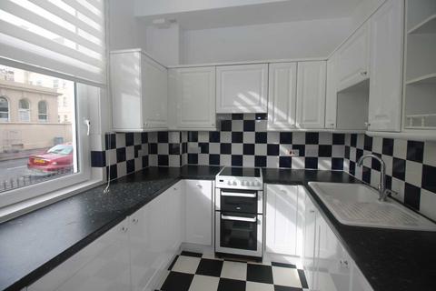 2 bedroom flat to rent, Grand Parade, Eastbourne