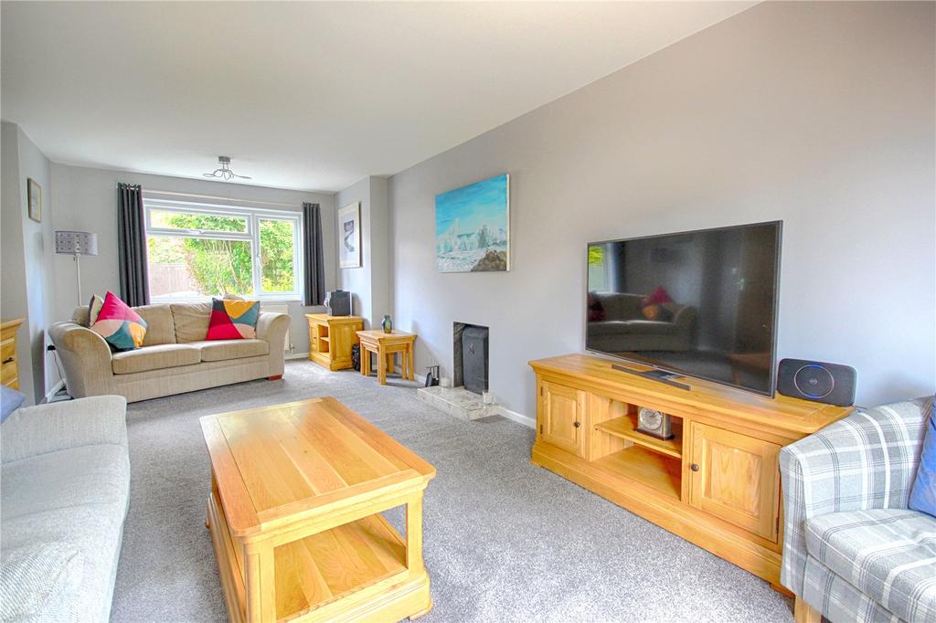 Linden Avenue, Prestbury, Cheltenham, Gloucestershire, GL52 4 bed