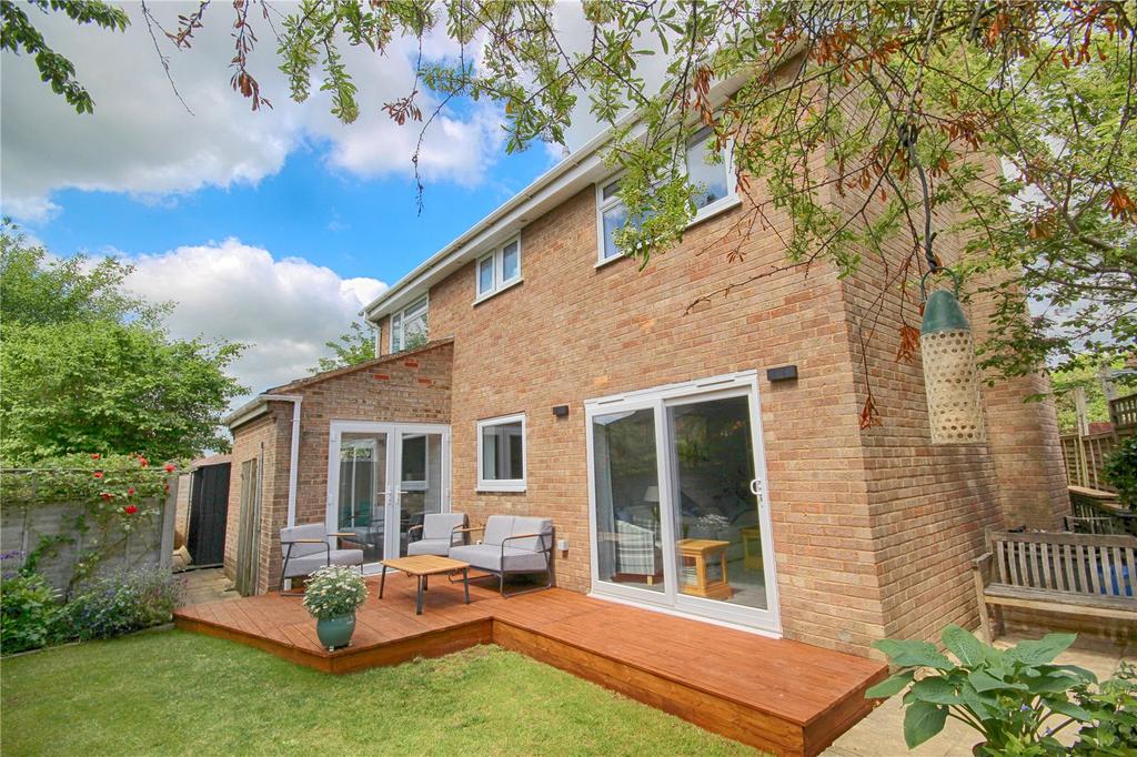 Linden Avenue, Prestbury, Cheltenham, Gloucestershire, GL52 4 bed