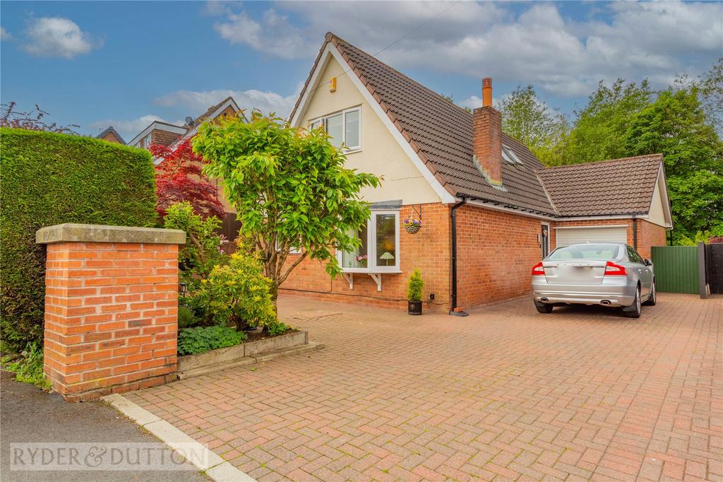 Cherry Tree Way, Helmshore, Rossendale, BB4 3 bed detached bungalow for