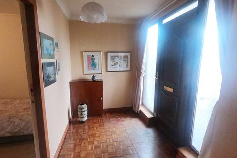 5 Beech Avenue, Larkhall, ML9 2TE