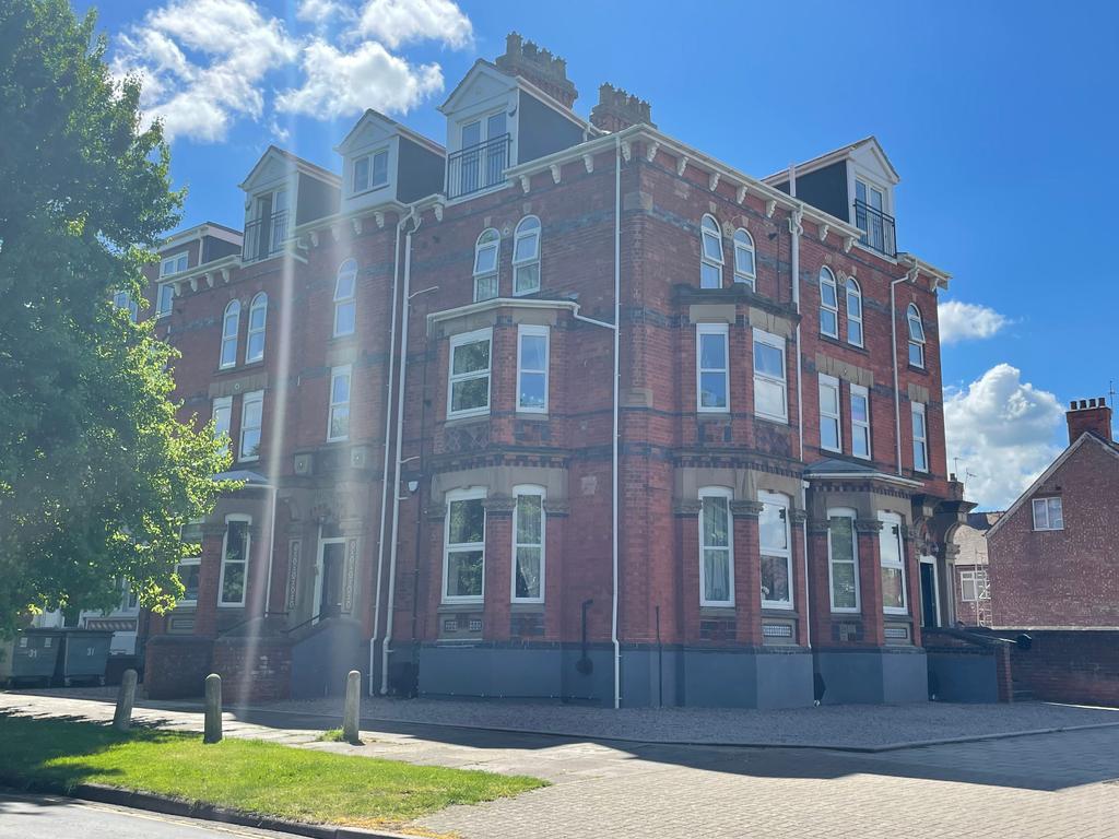 Rutland Road, Skegness, PE25 2AY 1 bed flat £109,950