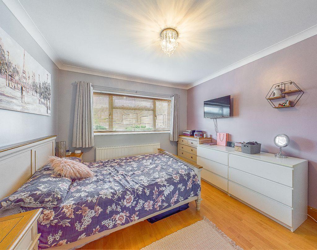 Bedroom 2 (Double)