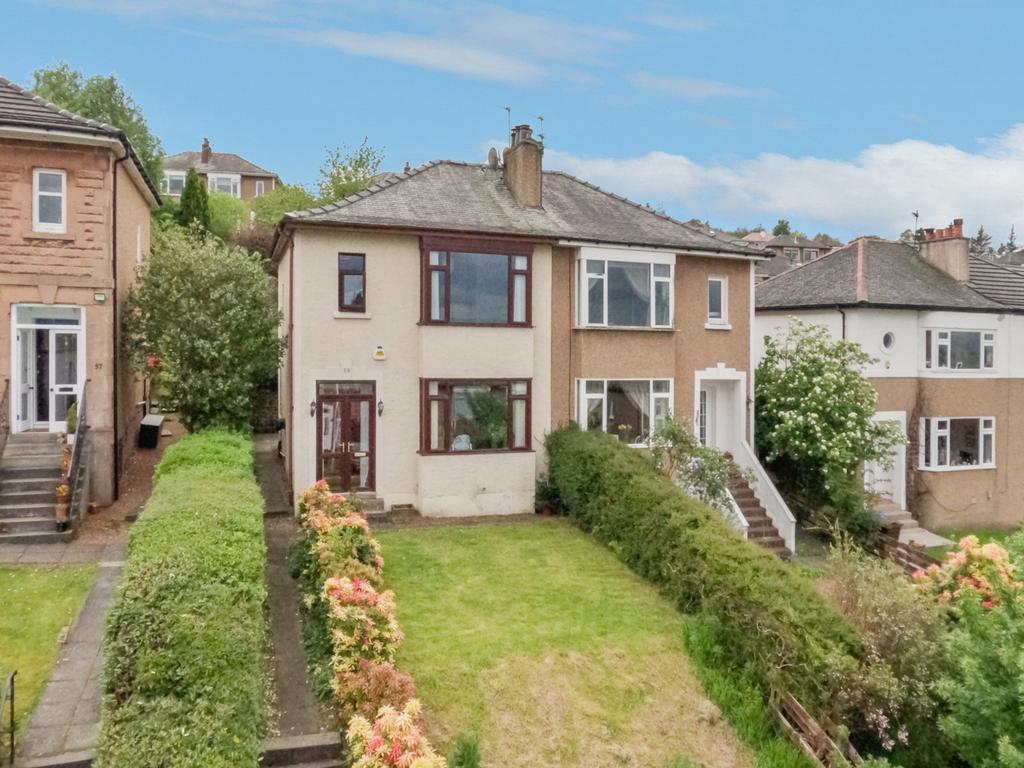 Kilpatrick Gardens, Clarkston, East... 3 bed semidetached villa £245,000
