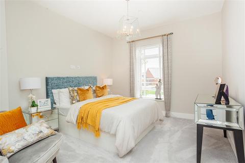 2 bedroom apartment for sale - Hurricane Way, Terlingham Gardens, Hawkinge, Kent