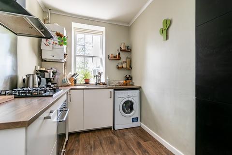 4, Parkend Bridge Street, Penicuik, EH26 8LN