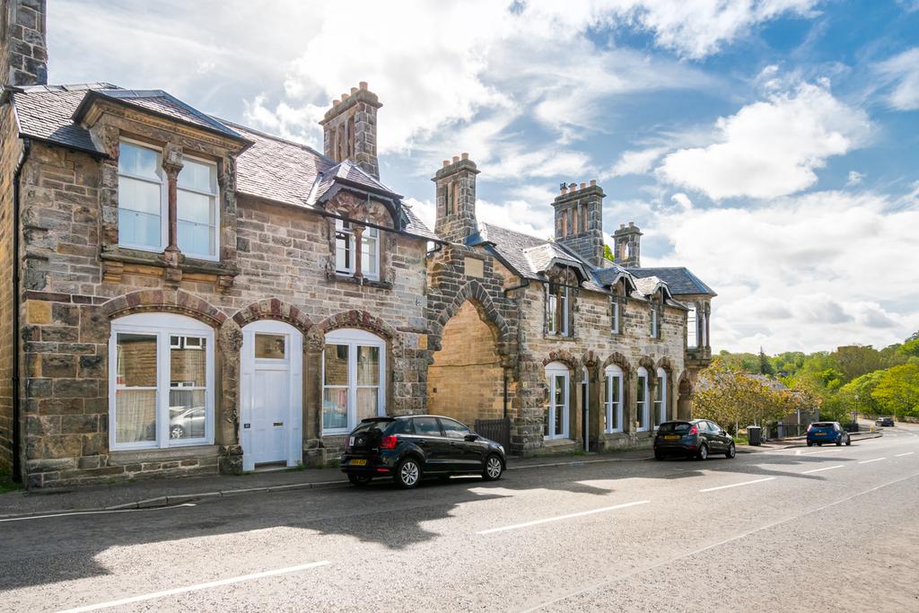 4 Parkend, Bridge Street, Penicuik, EH26 2 bed flat £145,000