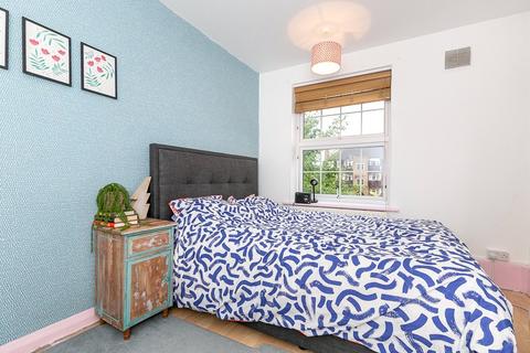 2 bedroom apartment for sale - Hexal Road, LONDON, SE6