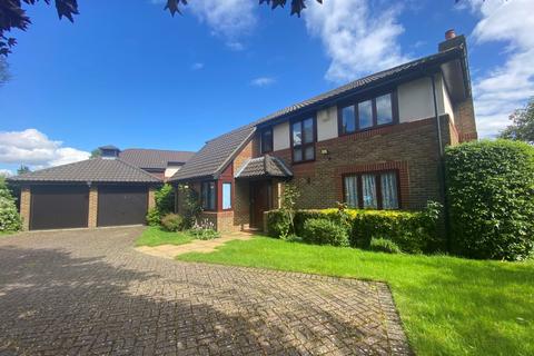 12 Highfield Road, Chislehurst, BR7 6QZ