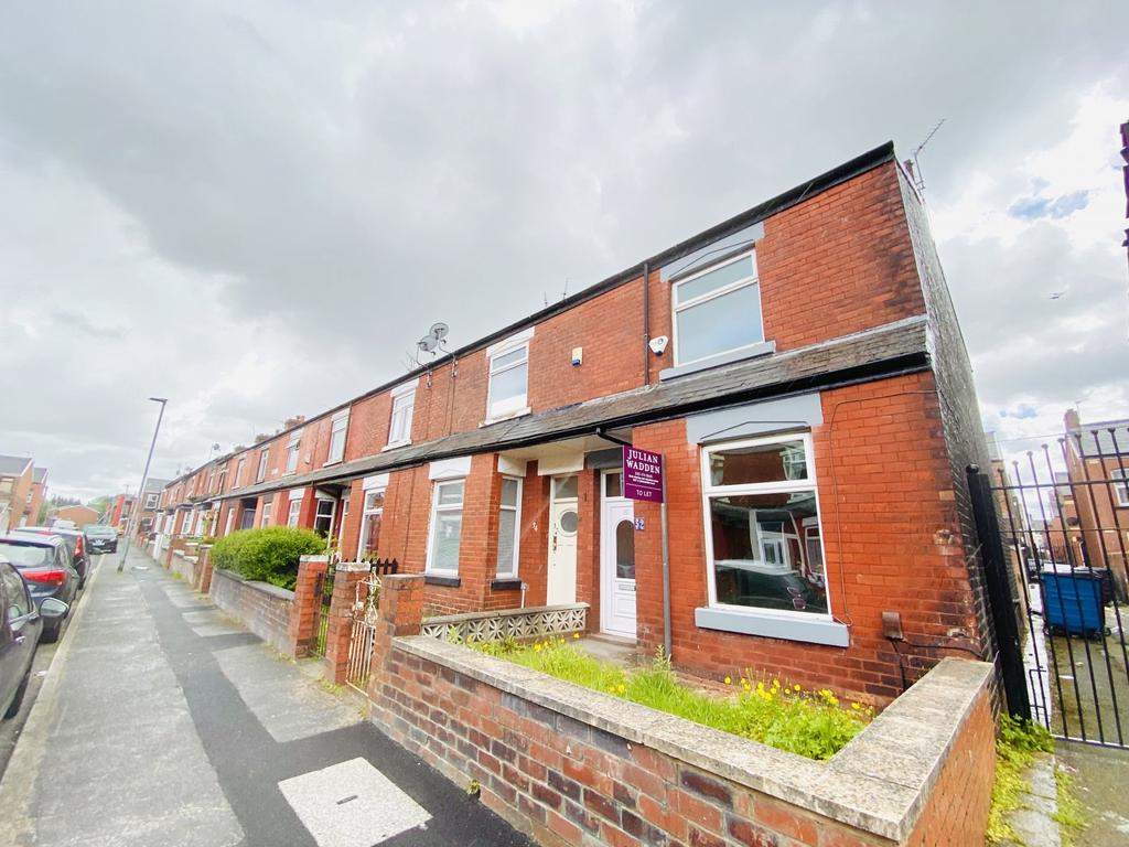 Kenyon Street, Gorton, Manchester, M18 2 bed end of terrace house £