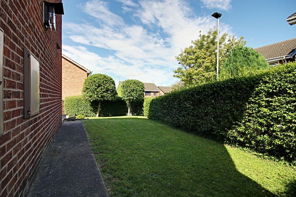 Garden at Side