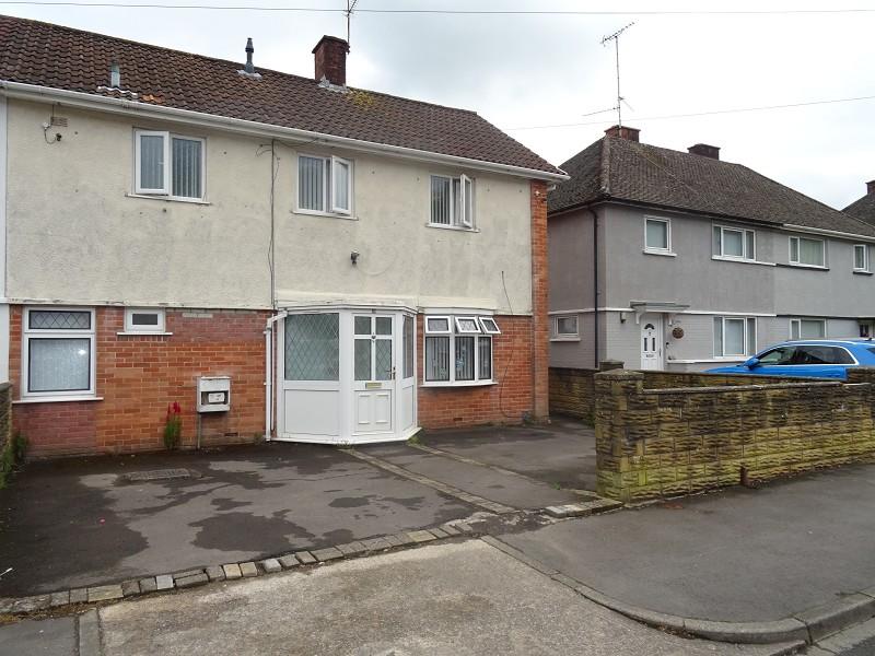 Heol Yr Odyn, Caerau, Cardiff. CF5 3 bed terraced house £950 pcm (£