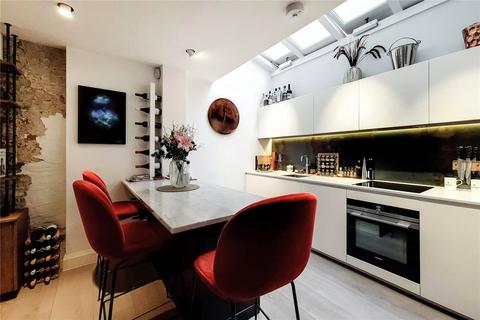 2 bedroom apartment to rent, Bourlet Close, Fitzrovia, London, W1W