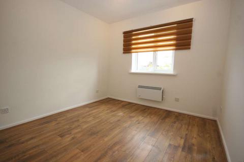 1 bedroom apartment to rent, Gainsborough Court, Fleet