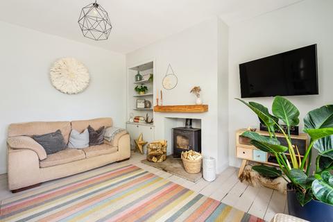 7 Glebe Square, Comrie, Crieff, PH6 2EN