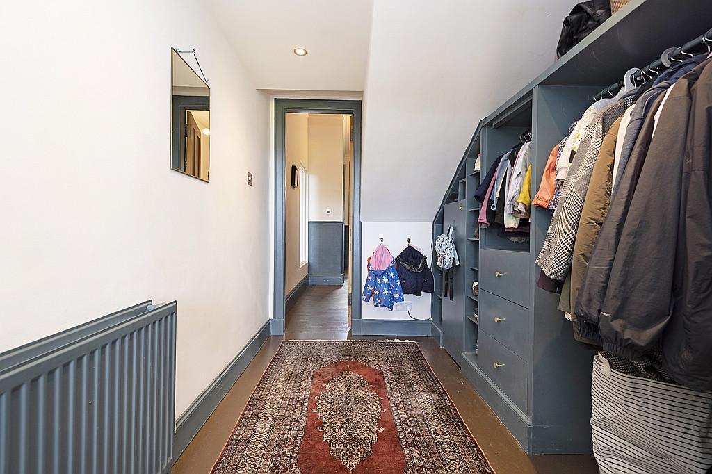 Cloak Room