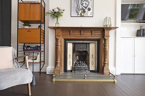 108 Craiglea Drive, Edinburgh, EH10 5PN