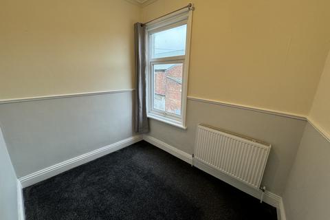 3 bedroom terraced house to rent, Enfield Road, Blackpool FY1