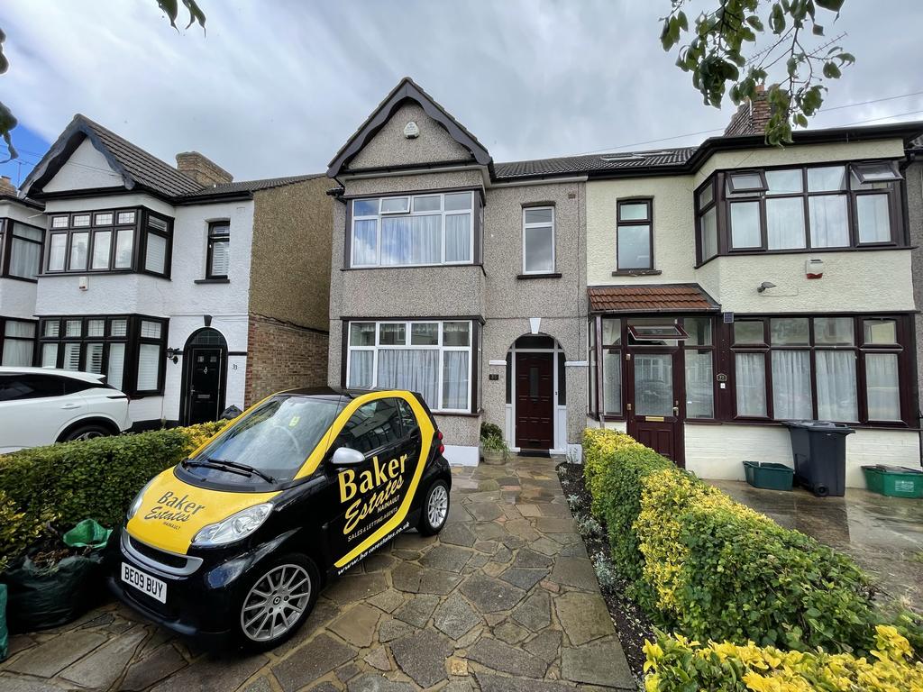 Hazelbrouck Gardens, Ilford IG6 3 bed end of terrace house for sale £