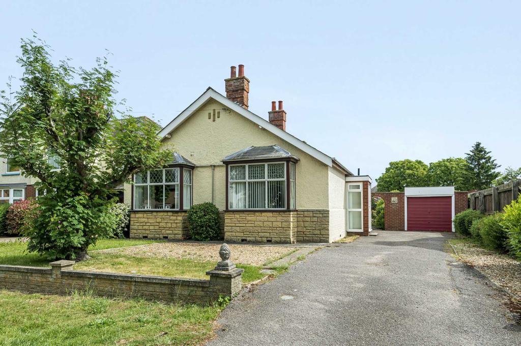 London Road, Biggleswade 3 bed detached house £550,000