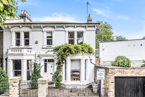 61 Bridge View, London, W6 9DD