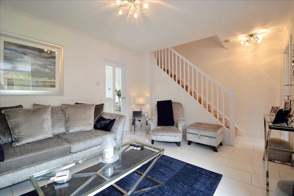 Sutherland Crescent, Hamilton 2 bed terraced house £134,995