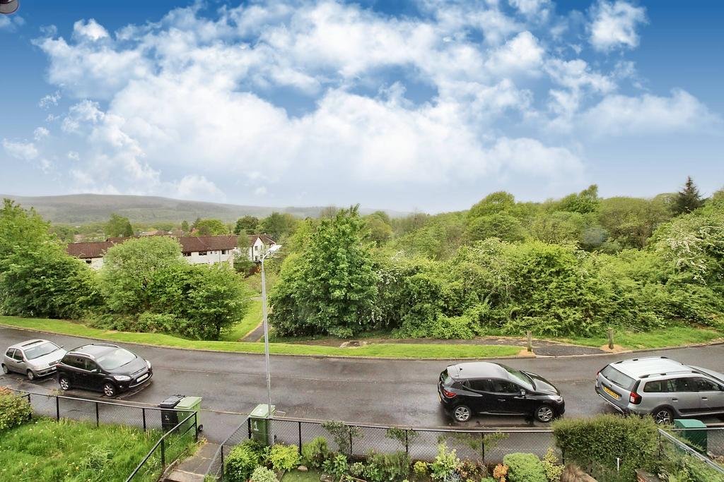 Shandon Crescent, Balloch G83 2 bed flat £52,500