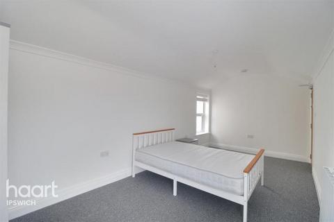 undefined, Waterloo Road, Ipswich