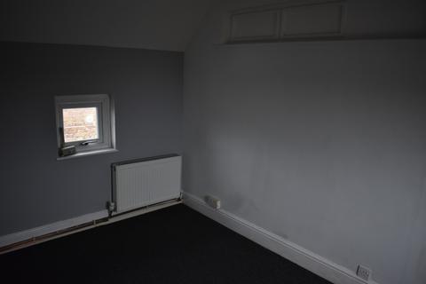 1 bedroom flat to rent, High Street, Broadstairs, CT10