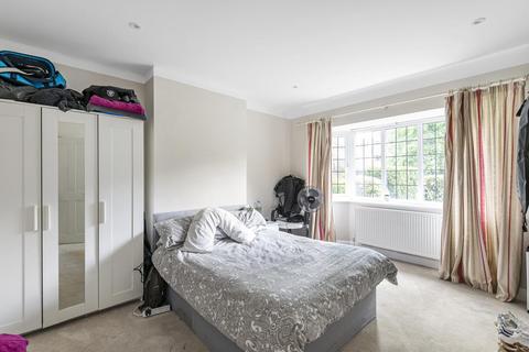 8 Thornton Gardens, London, SW12 0LG