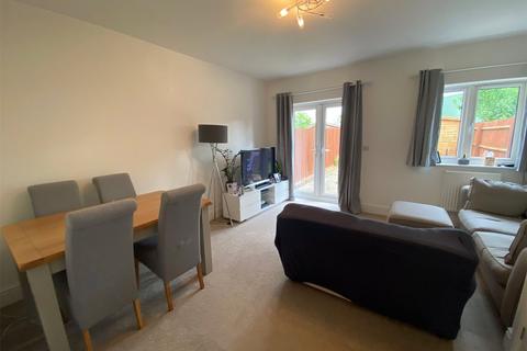 2 bedroom semi-detached house to rent, Redstart Croft, Bracknell, Berkshire, RG12