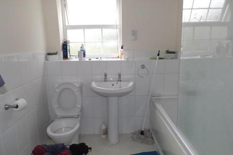 2 bedroom flat to rent, Newbury,  Berkshire,  RG14