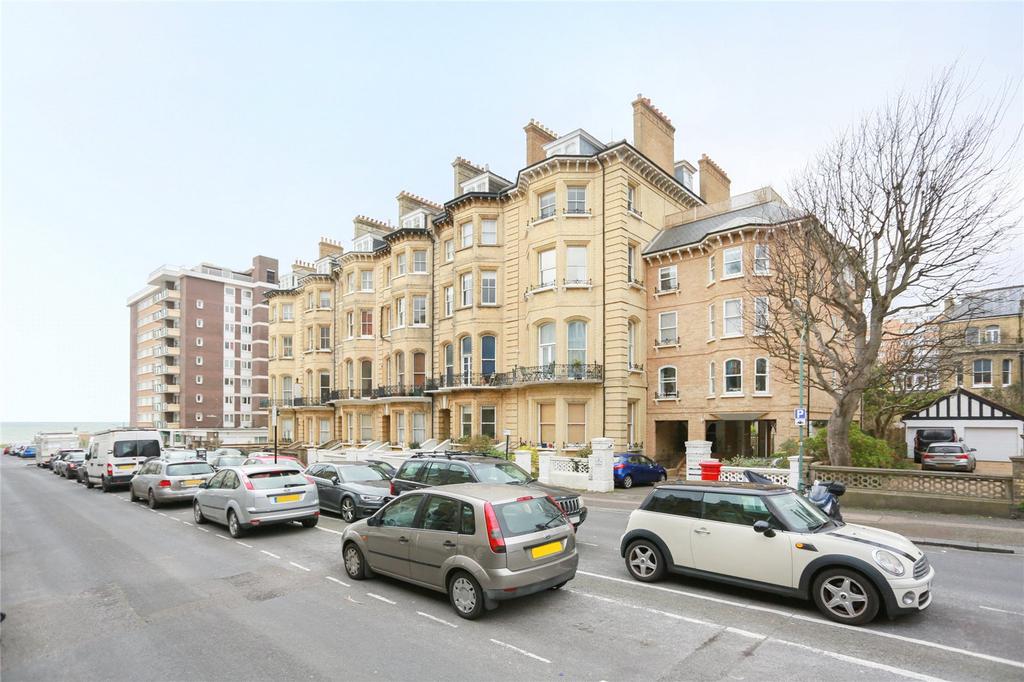 First Avenue, Hove, East Sussex, BN3 1 bed apartment £1,200 pcm (£277 pw)