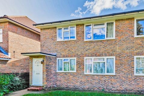 2 bedroom apartment to rent - Maple Court, Acacia Grove, New Malden, KT3