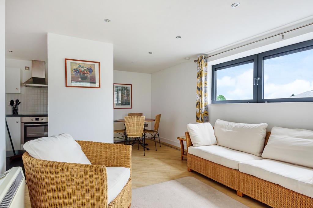 Open plan living/dining kitchen